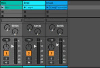 Mixer: треки «Низ» и «Верх» с фейдерами около −12 дБ, Return A с Reverb